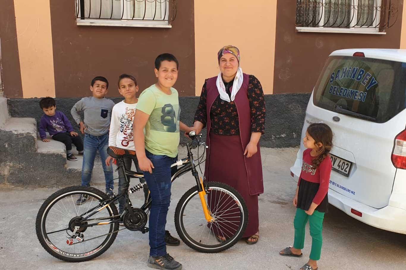 Gaziantep'te "evde kal"anlar hediye kazanıyor